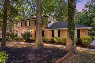 5617 Partridge Ln, Raleigh, NC 27609 - Photo 1