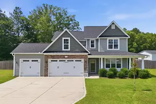 1612 Lizzie Lou Ct, Hope Mills, NC 28348 - Photo 1