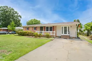400 Blackmon St, Four Oaks, NC 27524 - Photo 1