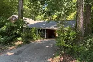 1004 Collins Dr, Raleigh, NC 27609 - Photo 1