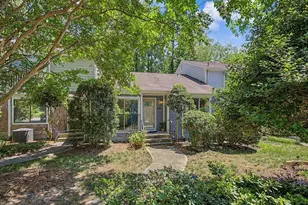 812 Green Ridge Dr, Raleigh, NC 27609 - Photo 1