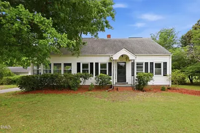 203 Vernon Street, Broadway, NC 27505 - Photo 1