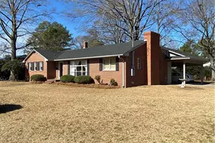 700 W 20th Street W, Lumberton, NC 28358 - Photo 1