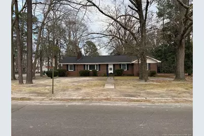 201 S Elm Street, Maxton, NC 28364 - Photo 1