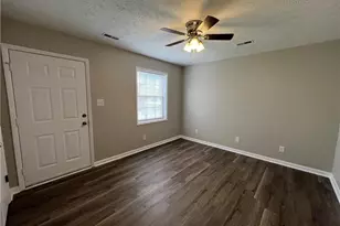 1437 Ireland Dr, Fayetteville, NC 28304 - Photo 1