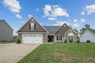 1114 Legend Creek Dr, Hope Mills, NC 28348 - Photo 1