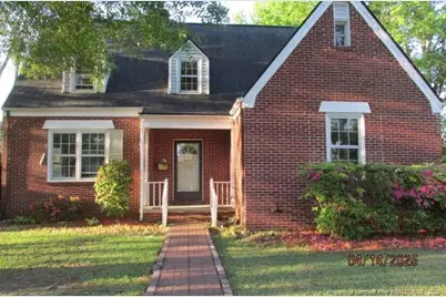 203 W 16th Street, Lumberton, NC 28358 - Photo 1