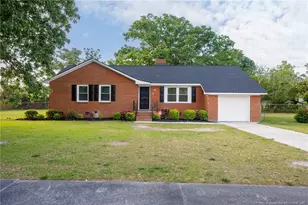 855 Spruce St, Lumberton, NC 28358 - Photo 1