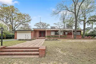 219 Devane St, Fayetteville, NC 28305 - Photo 1