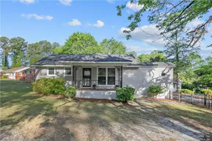 448 McRae Dr, Fayetteville, NC 28305 - Photo 1