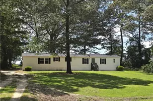 4225 Yarborough Rd, Hope Mills, NC 28348 - Photo 1