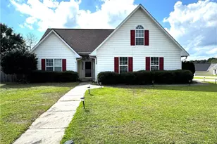 2500 Forest Lodge Dr, Fayetteville, NC 28306 - Photo 1