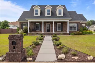 521 St Thomas Rd, Fayetteville, NC 28311 - Photo 1