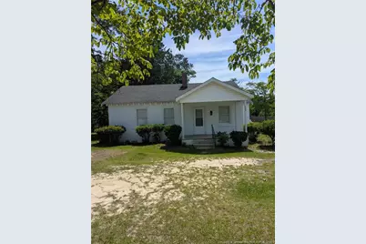 304 N Third Street, Saint Pauls, NC 28384 - Photo 1