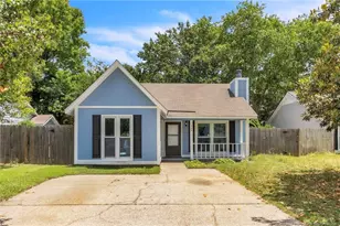 549 Hickorywood Dr, Fayetteville, NC 28314 - Photo 1