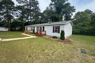 157 Oak St, Fayetteville, NC 28306 - Photo 1