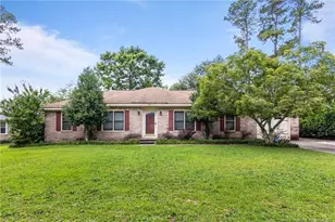 962 Dandridge Dr, Fayetteville, NC 28303 - Photo 1