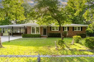 2110 Lombardy Dr, Fayetteville, NC 28304 - Photo 1