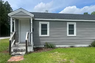 601 Pate Ave, Spring Lake, NC 28390 - Photo 1