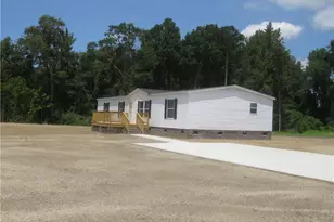 31 Morris Rd, Lumberton, NC 28358 - Photo 1