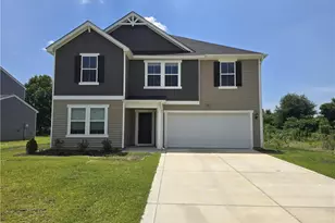 206 Melbourne Dr, Raeford, NC 28376 - Photo 1