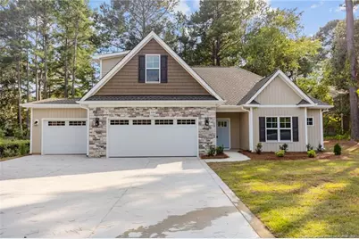 1006 E Prospect Avenue, Raeford, NC 28376 - Photo 1