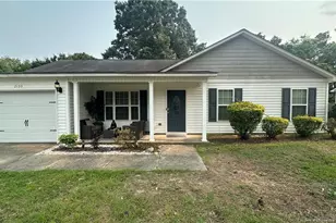 2133 Coinjock Cir, Fayetteville, NC 28304 - Photo 1