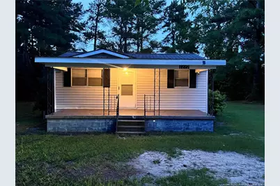 1227 E Martin Luther King Jr Drive, Maxton, NC 28364 - Photo 1