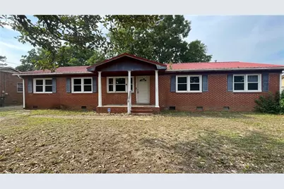 1034 Crayton Circle Crayton Circle, Fayetteville, NC 28314 - Photo 1