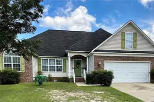 131 Congaree Dr, Raeford, NC 28376 - Photo 1