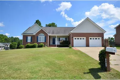 401 Edwinstowe Avenue, Fayetteville, NC 28311 - Photo 1