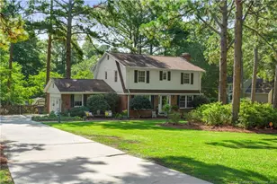 606 McLean St, Raeford, NC 28376 - Photo 1