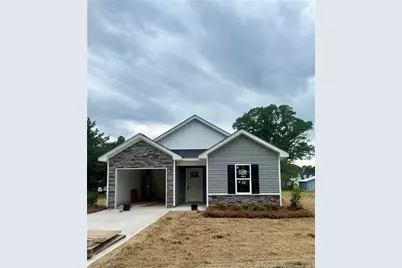 412 Maple Street, Roseboro, NC 28382 - Photo 1