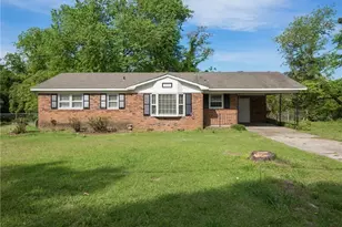 504 Alleghany Rd, Fayetteville, NC 28304 - Photo 1