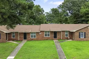 214 Crabapple Cir, Fayetteville, NC 28303 - Photo 1