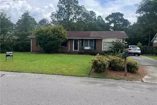 3235 Glenmore Dr, Hope Mills, NC 28348 - Photo 1