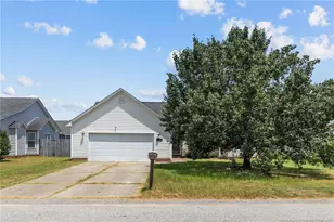 1430 Mingary Ave, Hope Mills, NC 28306 - Photo 1