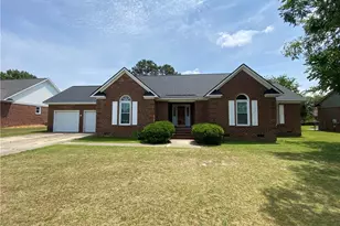 1175 Helmsley Dr, Fayetteville, NC 28314 - Photo 1