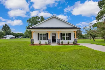 410 Maple Street, Roseboro, NC 28382 - Photo 1