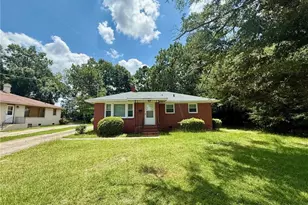 1849 Broadell Dr, Fayetteville, NC 28301 - Photo 1