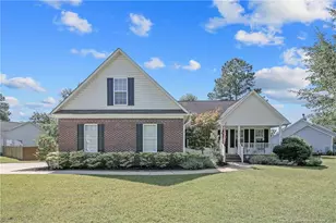 548 Woodberry Cir, Raeford, NC 28376 - Photo 1