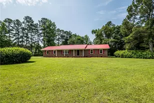 5505 Azalea Dr, Lumberton, NC 28360 - Photo 1