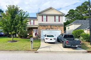 1664 Rock Creek Ln, Fayetteville, NC 28301 - Photo 1