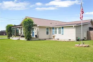 513 Summit Ave, Lumberton, NC 28358 - Photo 1