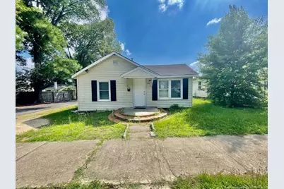 304 E Pearsall Street, Dunn, NC 28334 - Photo 1