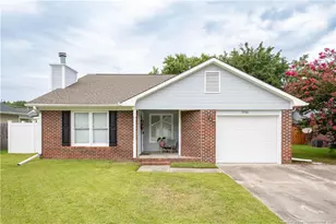 5586 Quietwood Pl, Fayetteville, NC 28304 - Photo 1