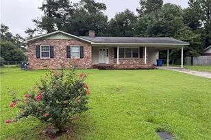 6427 Freeport Rd, Fayetteville, NC 28303 - Photo 1