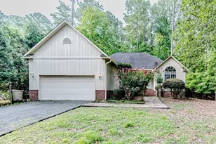 1401 Pennsylvania Ave, Sanford, NC 27332 - Photo 1