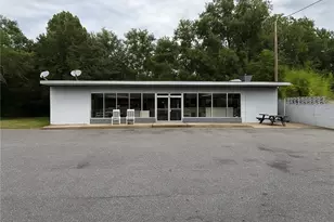 108 Lanier St, Oxford, NC 27565 - Photo 1