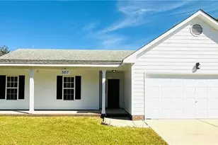 307 Buckeye Dr, Raeford, NC 28376 - Photo 1